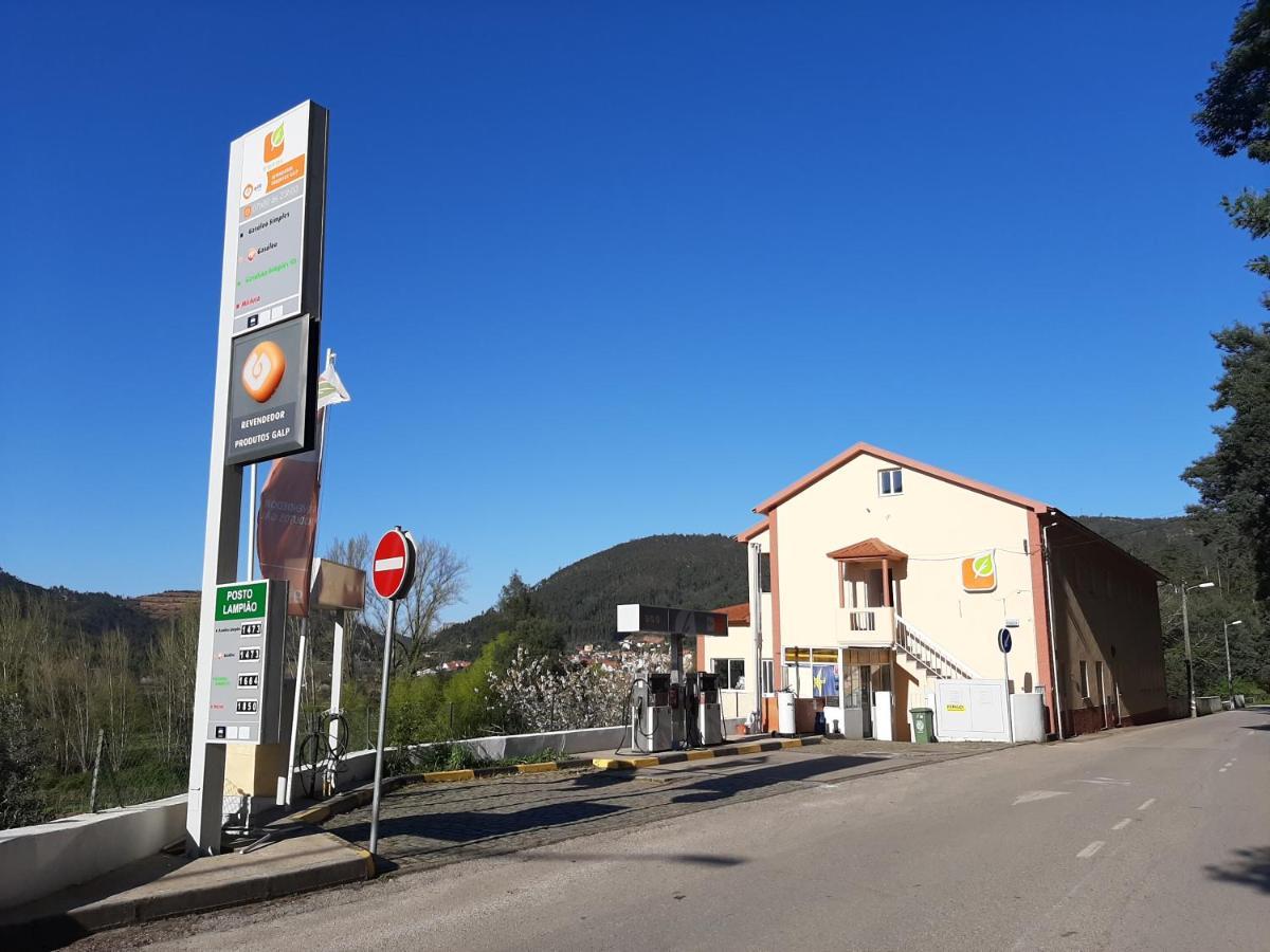 Hospedaria Lampiao Penacova Eksteriør bilde