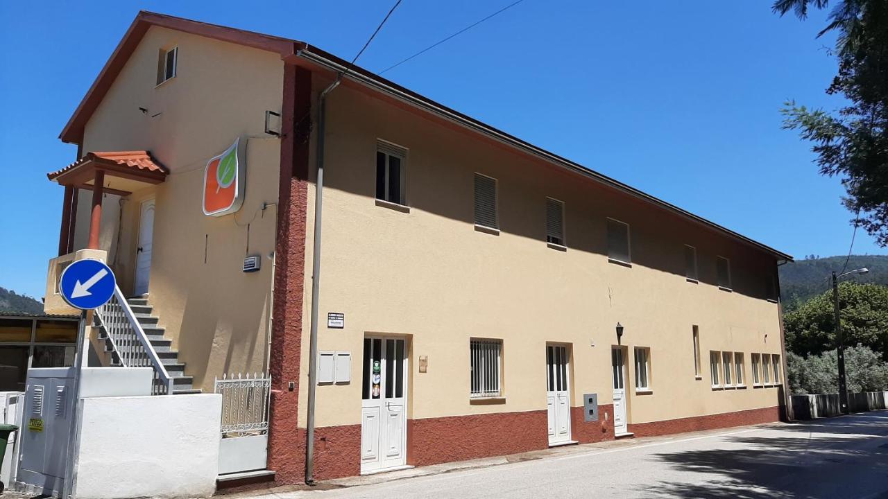 Hospedaria Lampiao Penacova Eksteriør bilde
